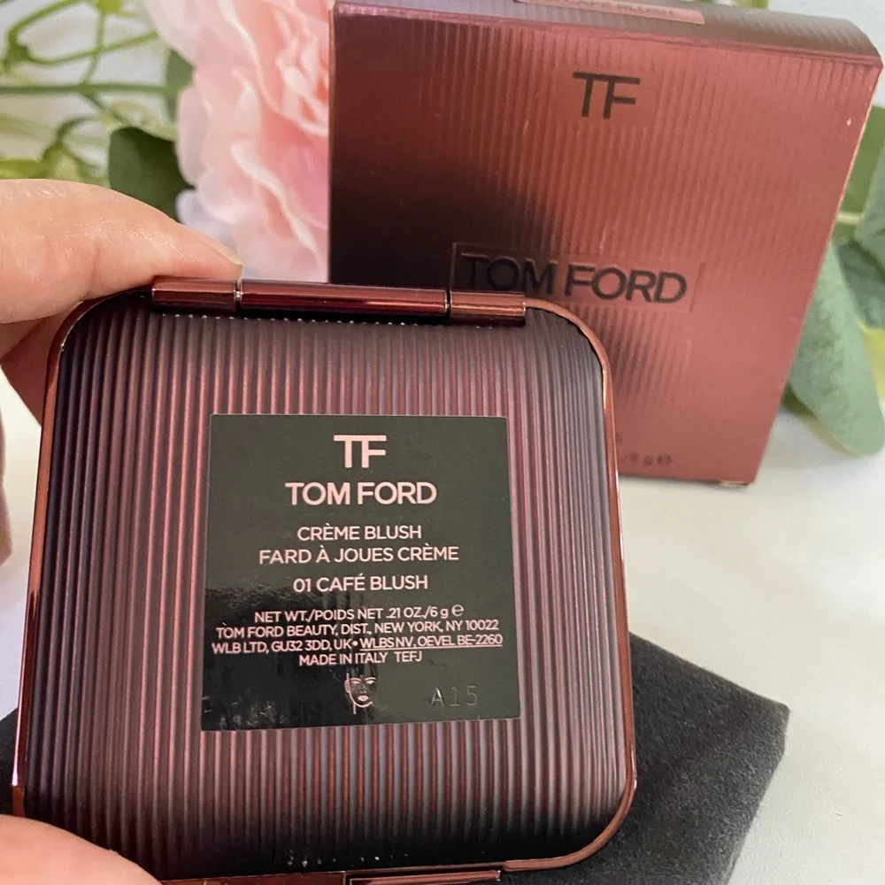 Tom Ford Creme/Cream Blush (01 Cafe Blush) 6 g/.21 oz Full Size - Picture 10 of 10